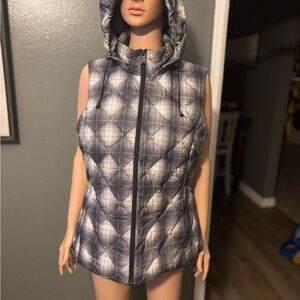 Pendleton Black and Gray Plaid Hooded Vest